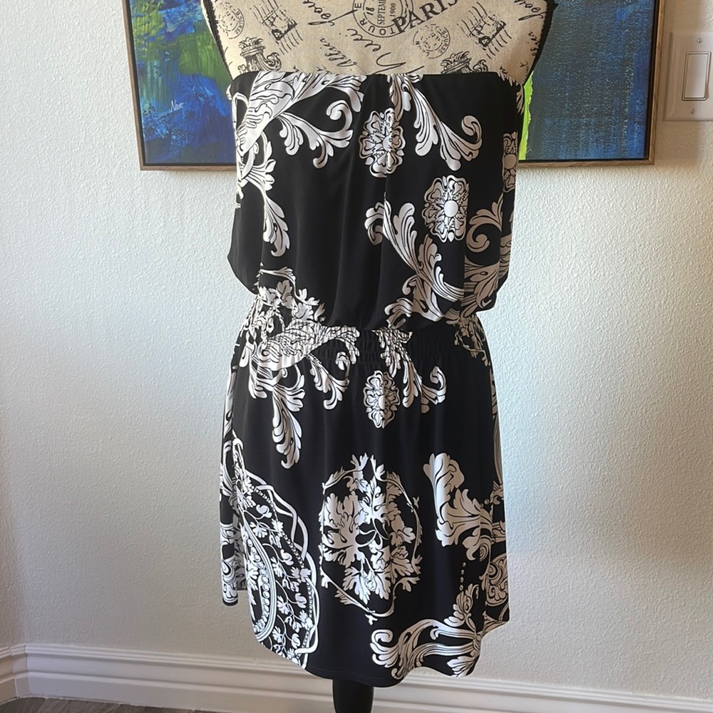 White House Black Market strapless Dress